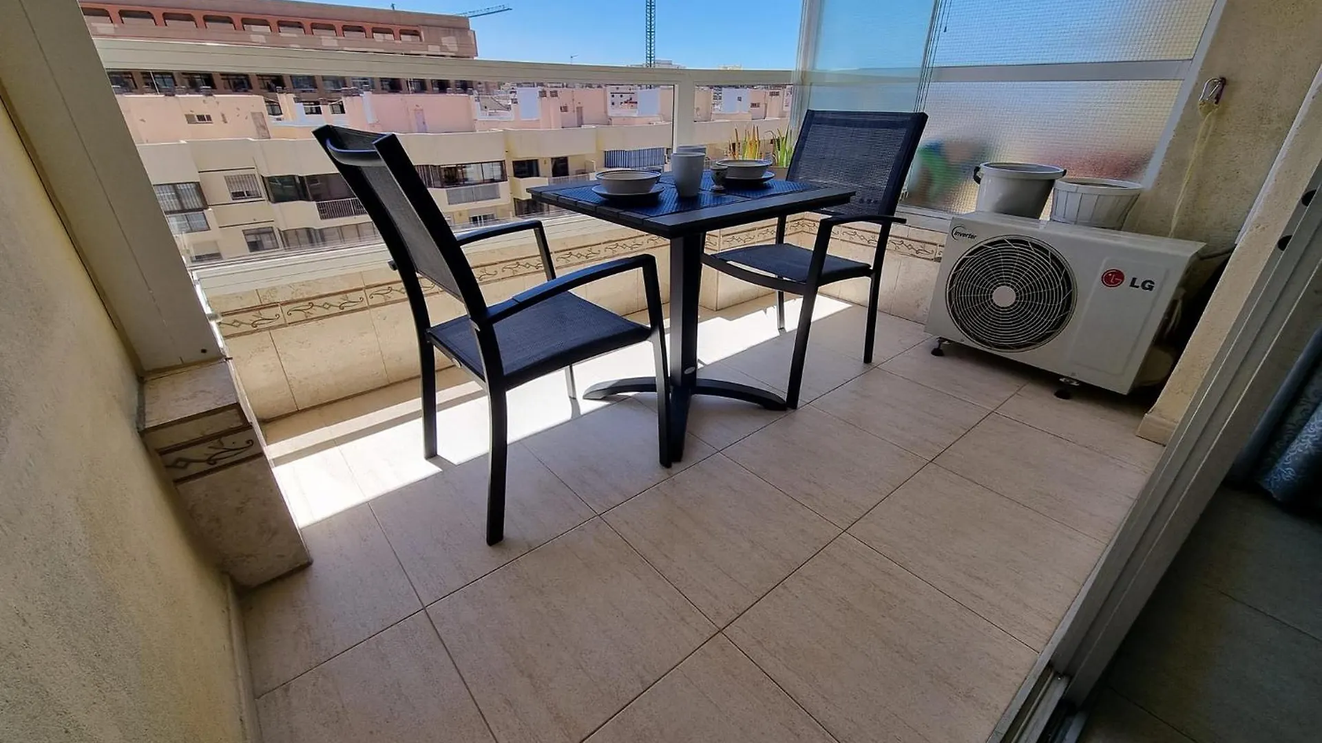 Apartamento En Pyr Con Vistas Al Mar Y Puerto Fuengirola